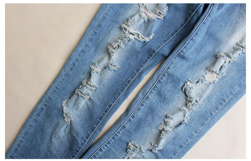 Hole Denim Frayed Jeans