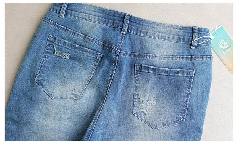 Hole Denim Frayed Jeans
