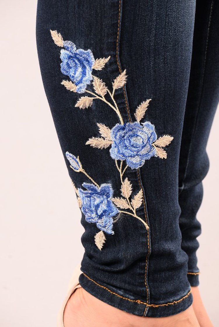 Embroidery Gradient Denim Jeans